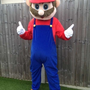 Mascotte du jour chez SPOTSOUND: Mascotte de Mario, célèbre personnage de jeux vidéo . Découvrez les mascottes @spotsound_mascots #mascotte #mascottes #marketing #costume #spotsound #personalisé #streetmarketing #guerillamarketing #publicité . Lien: https://www.spotsound.fr/fr/6045-mascotte-de-mario-célèbre-personnage-de-jeux-vidéo.html